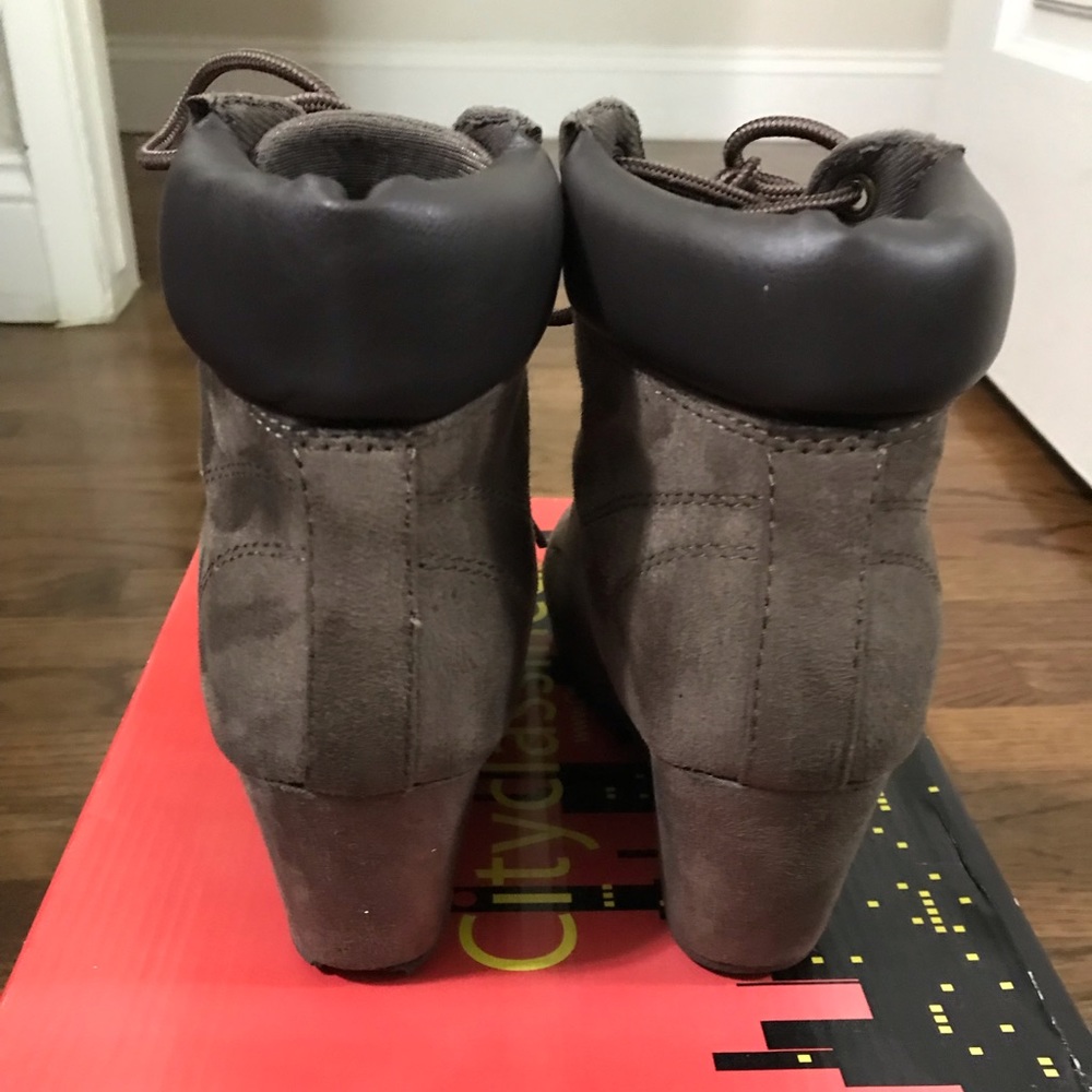 Booties - Picture 3 of 4
